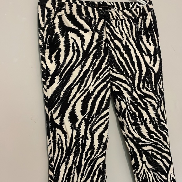 Zara Zebra Ankle Pants - Picture 4 of 4